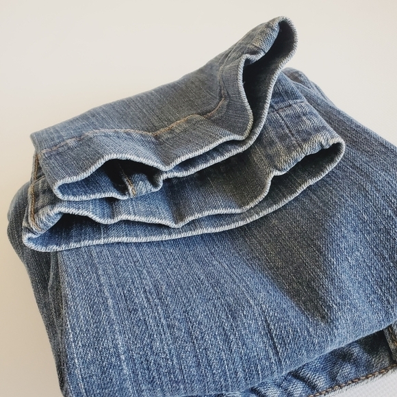 7030 * Seven7 Crop Embroidered Pocket Jeans Medium Wash Denim Size 28 - Picture 7 of 11
